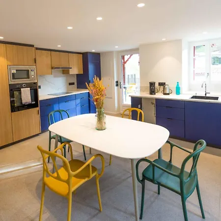 Suite- Appartement- Erreguina *